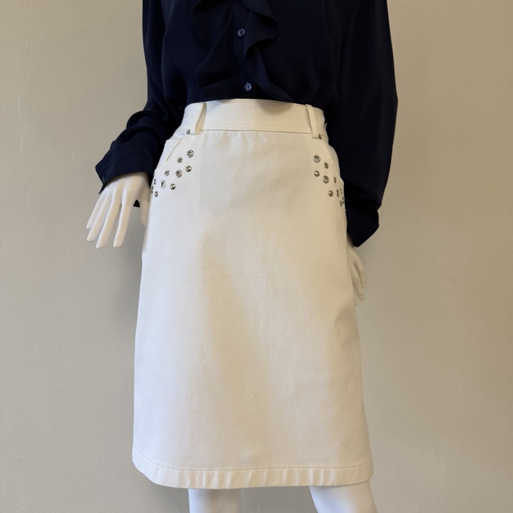 St. John Sport Denim White Studded Grommet Pencil jeans Skirt Knee Length Size 6